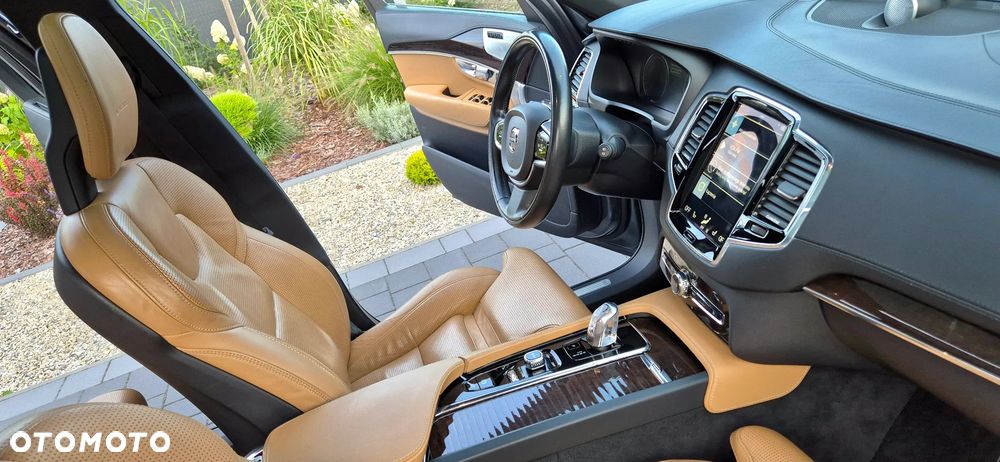 Volvo XC 90 T8 AWD Plug-In Hybrid Inscription 7os - 23