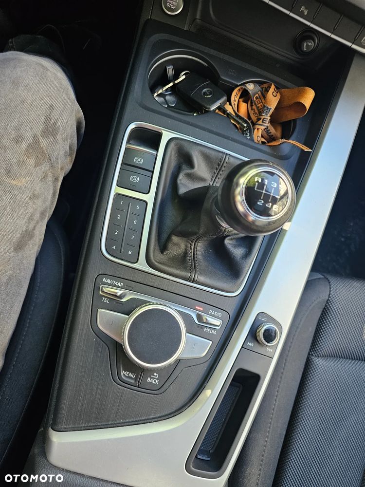 Audi A4 Avant - 19