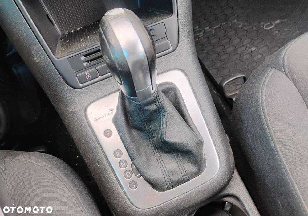 Volkswagen Tiguan - 19