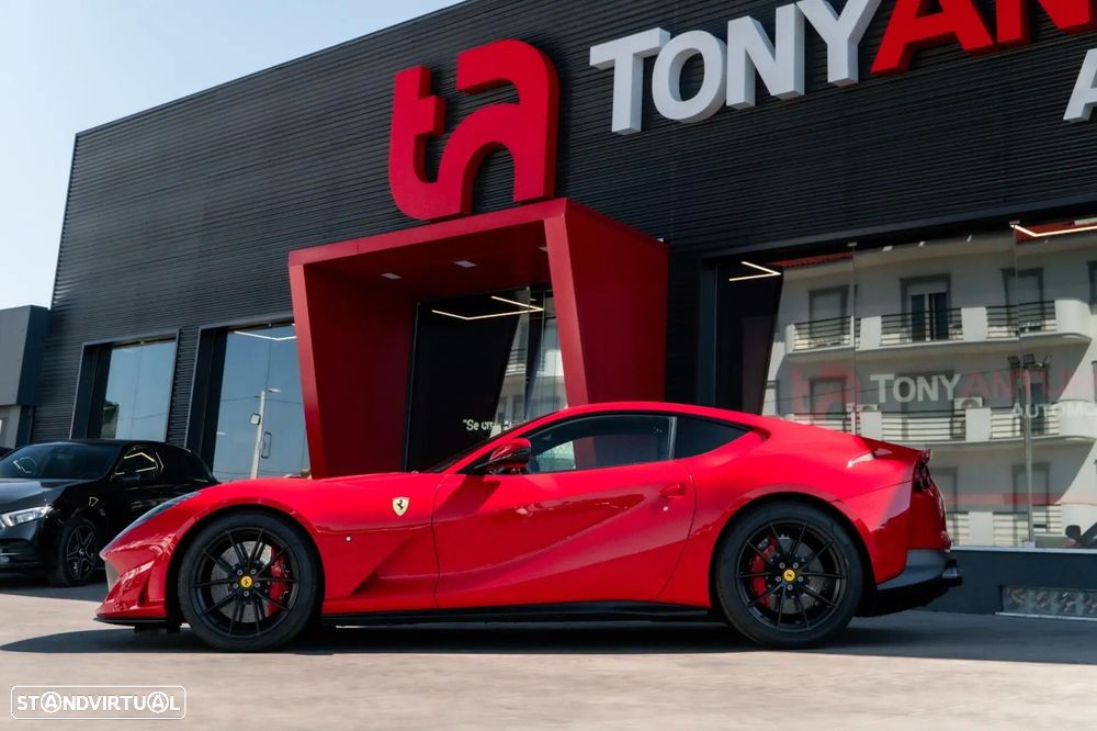 Ferrari 812 Superfast 6.5 V12 - 6