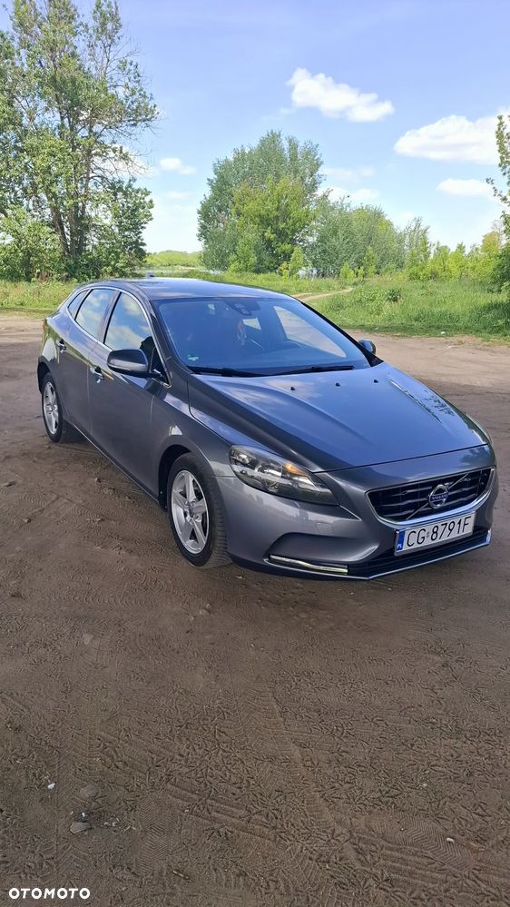 Volvo V40 D4 Kinetic - 11
