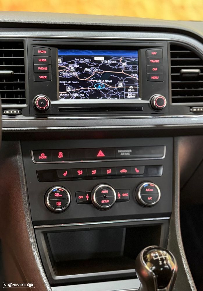 SEAT Leon 2.0 TDI DPF FR - 14