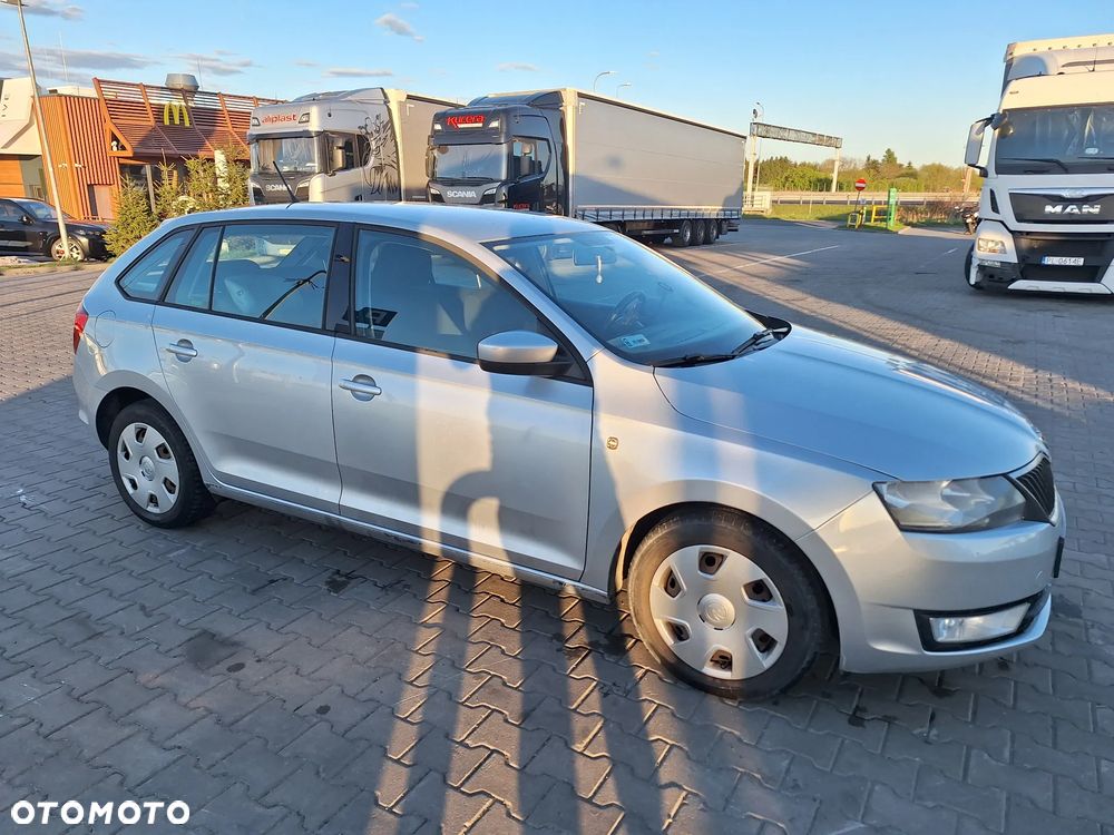 Skoda RAPID 1.2 TSI Ambition - 2