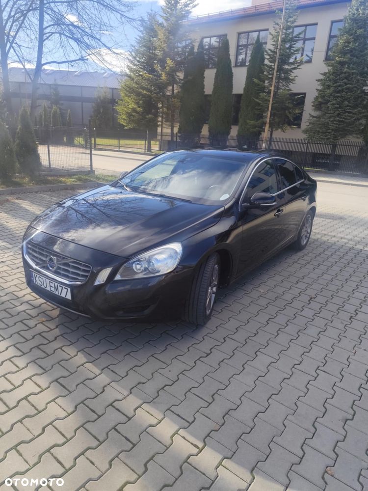 Volvo S60 D3 Geartronic Momentum - 3