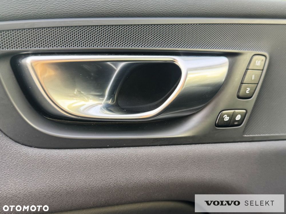 Volvo XC 60 - 29