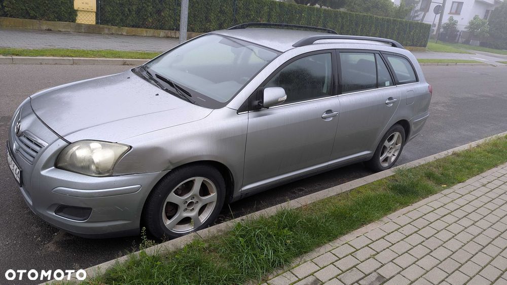 Toyota Avensis - 3