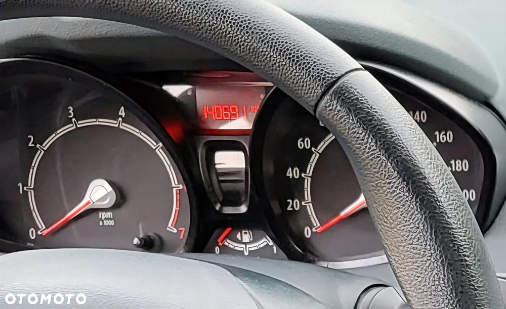 Ford Fiesta 1.25 Silver X (Trend) EU5 - 14