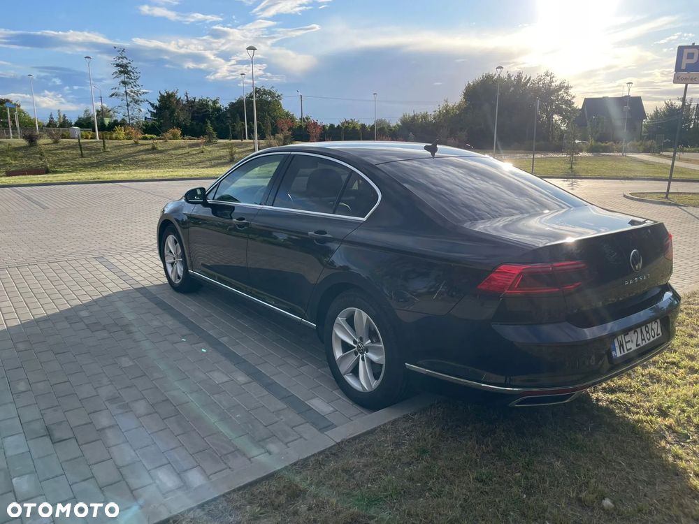 Volkswagen Passat 1.5 TSI EVO Elegance DSG - 32
