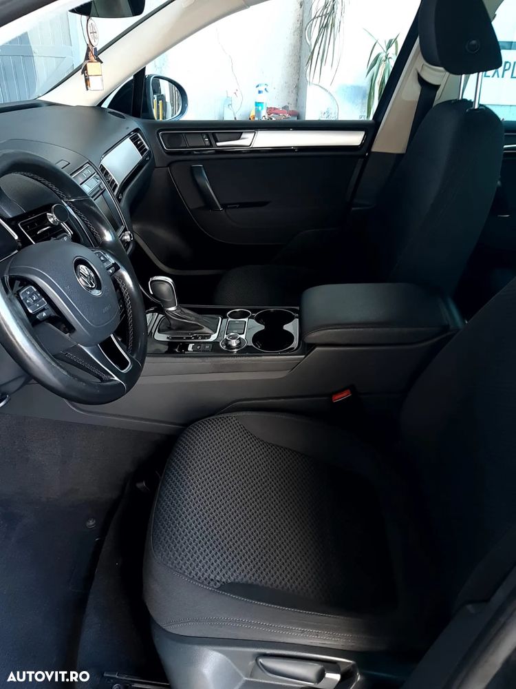 Volkswagen Touareg - 7