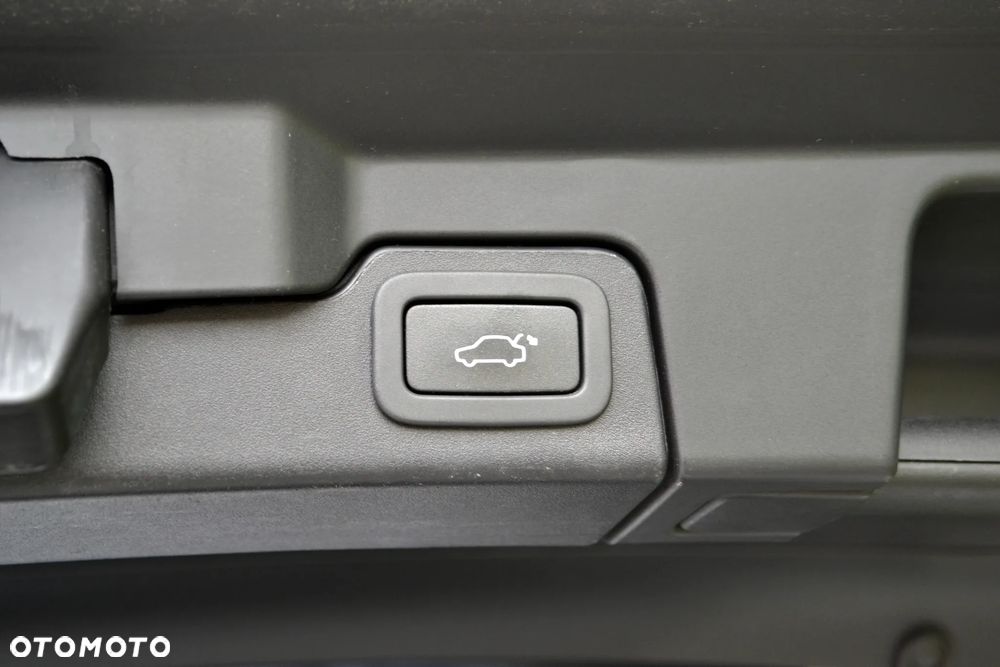 Land Rover Range Rover Evoque - 19