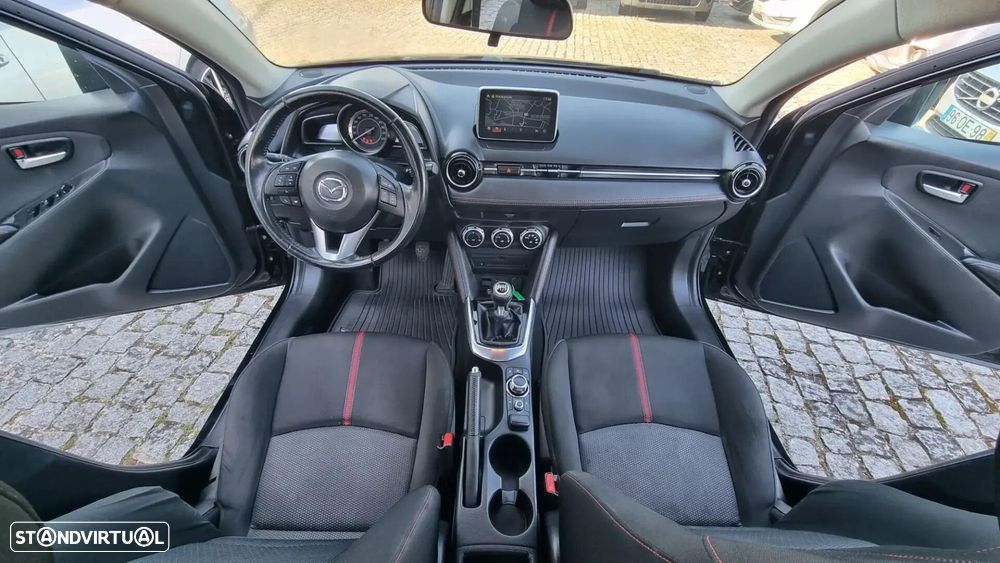 Mazda 2 - 10