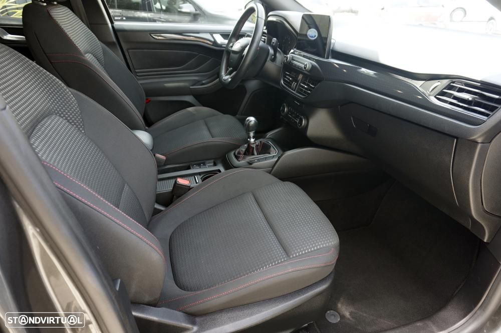 Ford Focus 1.0 EcoBoost ST-Line - 7