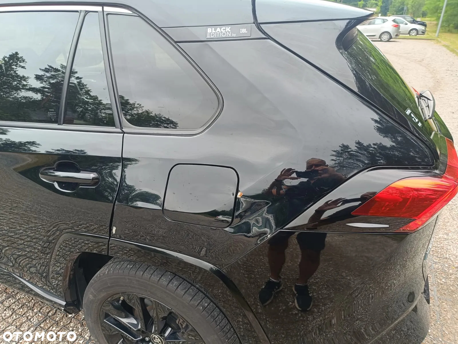 Toyota RAV4 2.5 Hybrid Black Edition by JBL 4x4 - 13