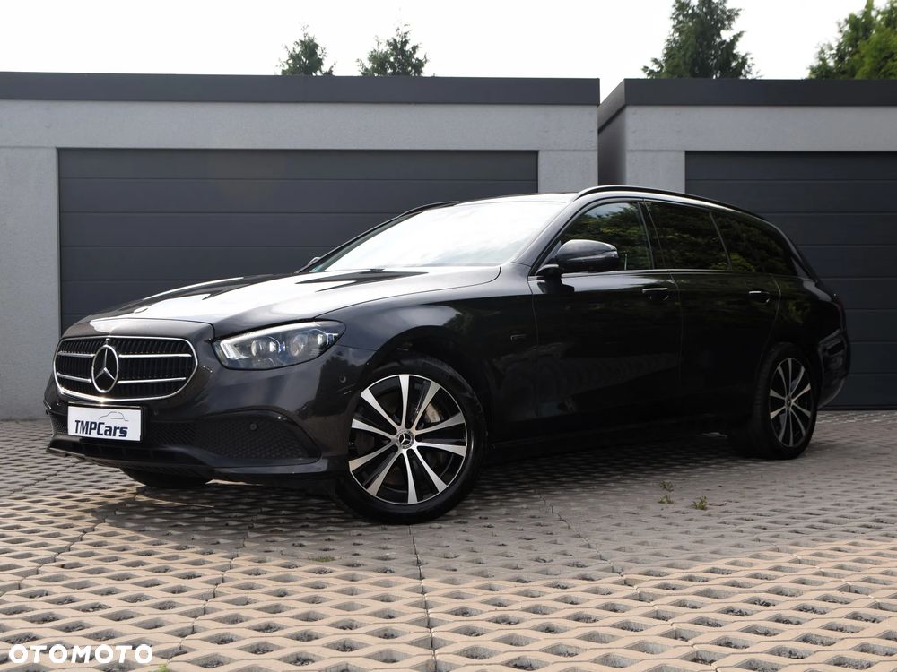 Mercedes-Benz Klasa E 300 de 4Matic 9G-TRONIC - 14