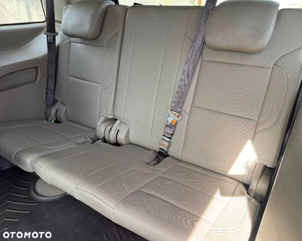 Chevrolet Tahoe - 17