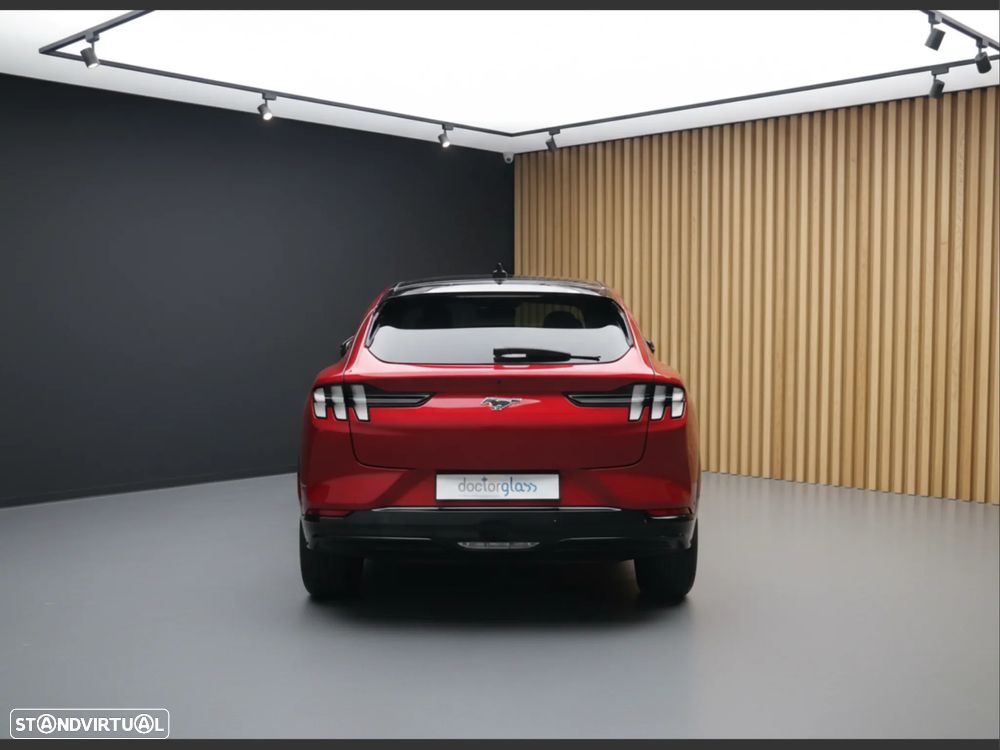 Ford Mustang Mach-E Alargada - 4