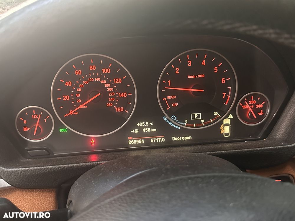 BMW Seria 3 328i xDrive AT Luxury Line - 10