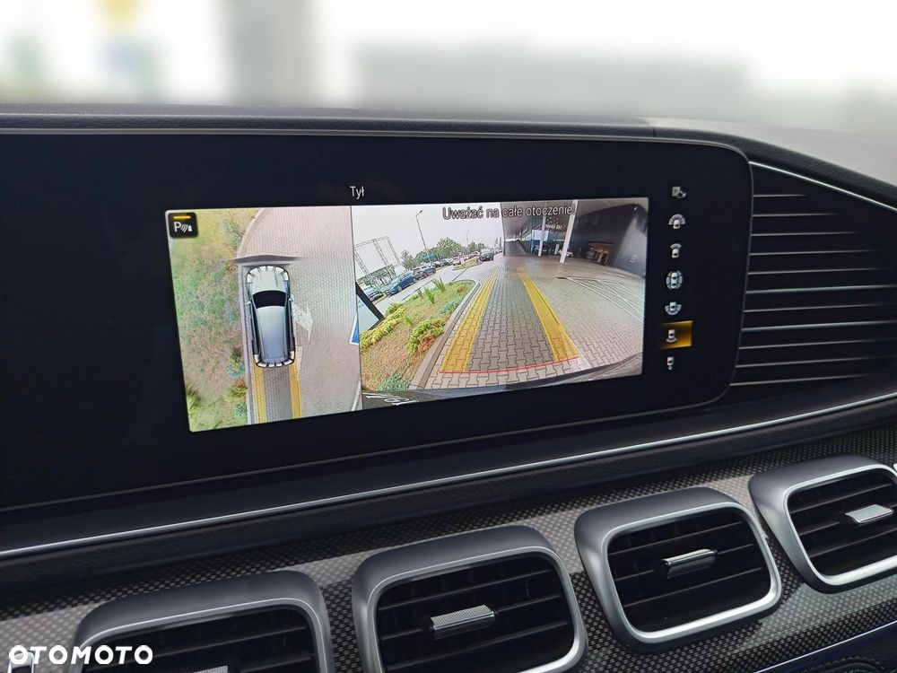 Mercedes-Benz GLS - 25