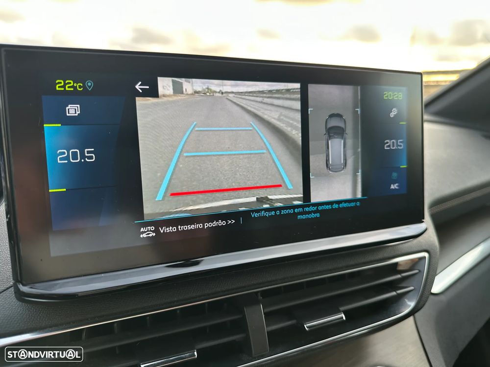 Peugeot 3008 1.6 Hybrid4 GT e-EAT8 - 32