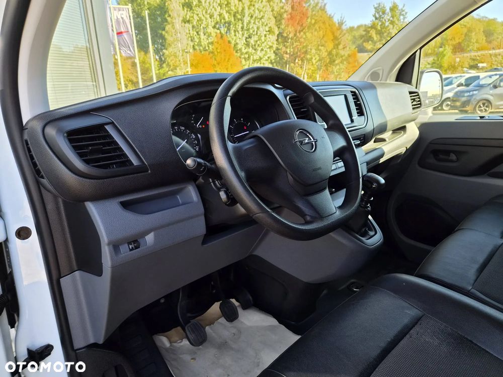 Opel Vivaro - 28