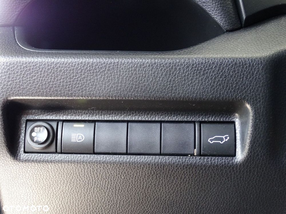 Toyota RAV4 - 18