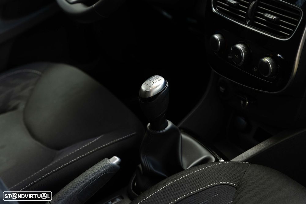 Renault Clio Sport Tourer 1.5 dCi Limited - 22