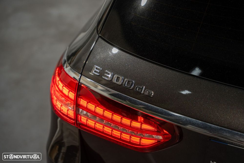 Mercedes-Benz E 300 de AMG Line 4Matic - 45
