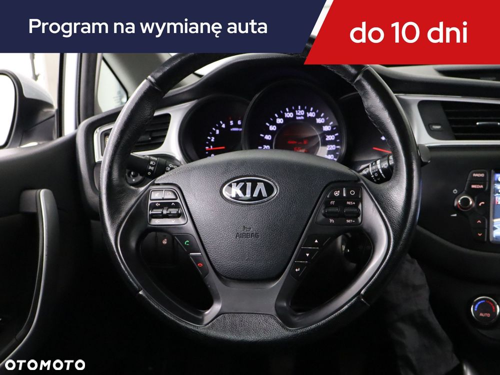 Kia Ceed - 22