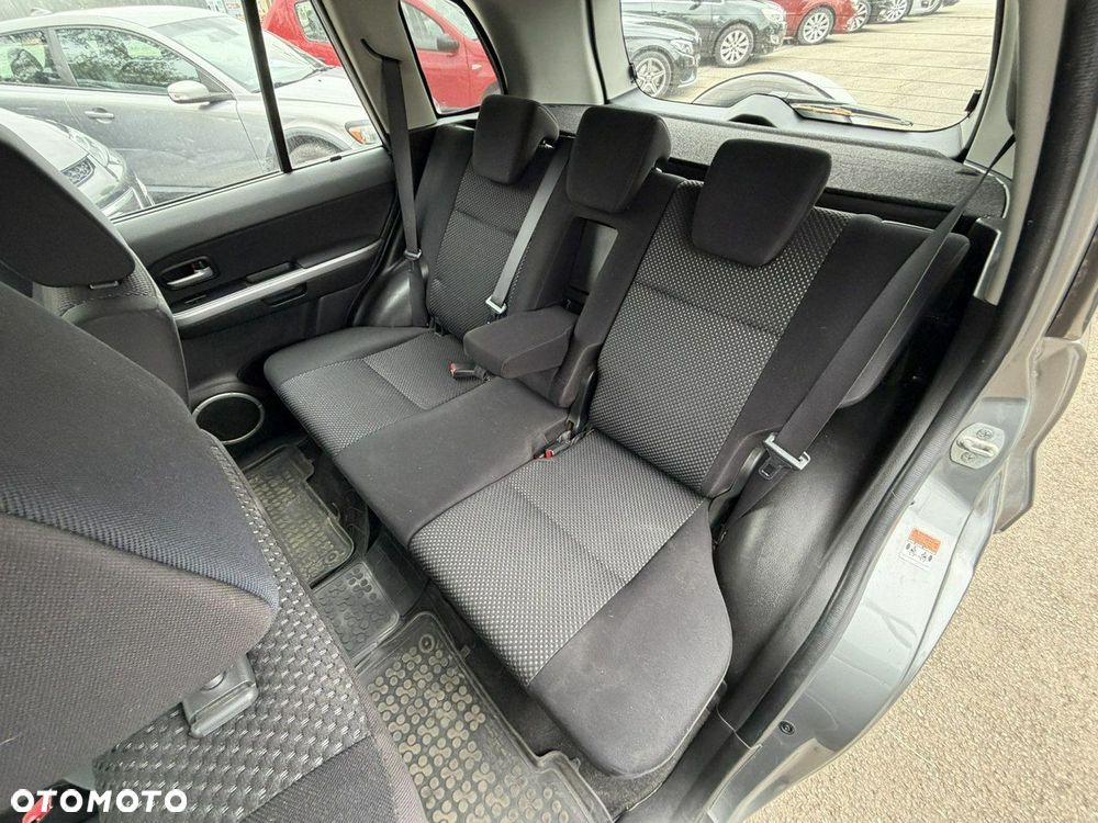 Suzuki Grand Vitara - 24