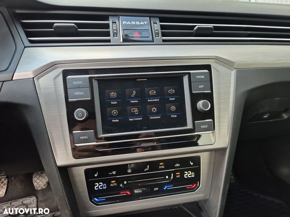 Volkswagen Passat 1.5 TSI ACT Trendline - 14