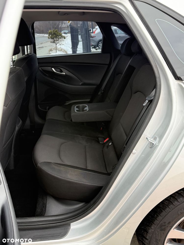 Hyundai i30 1.4 T-GDI DCT Premium - 22