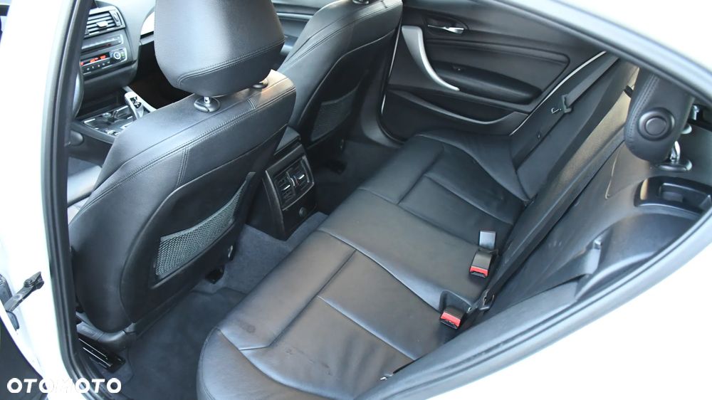 BMW Seria 1 M135i xDrive - 20