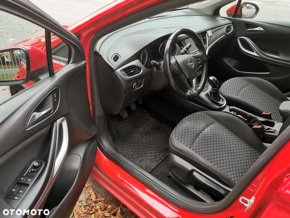 Opel Astra V 1.4 T Enjoy - 4