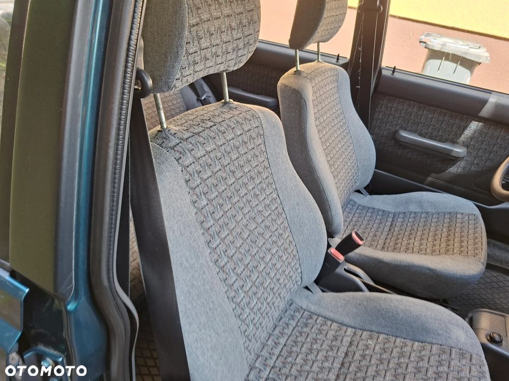 Polonez Caro - 21