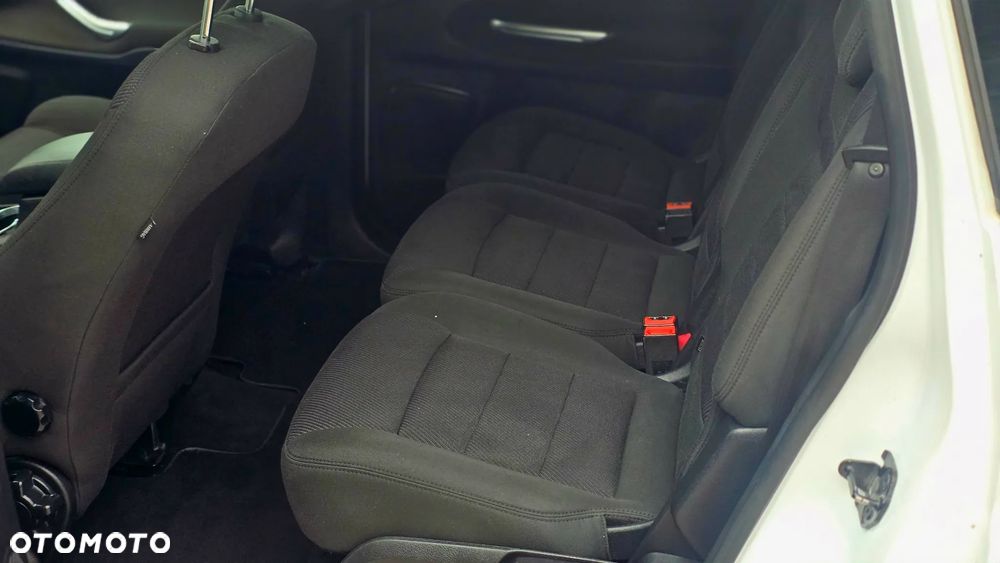 Ford S-Max 2.0 TDCi DPF Business Edition - 24