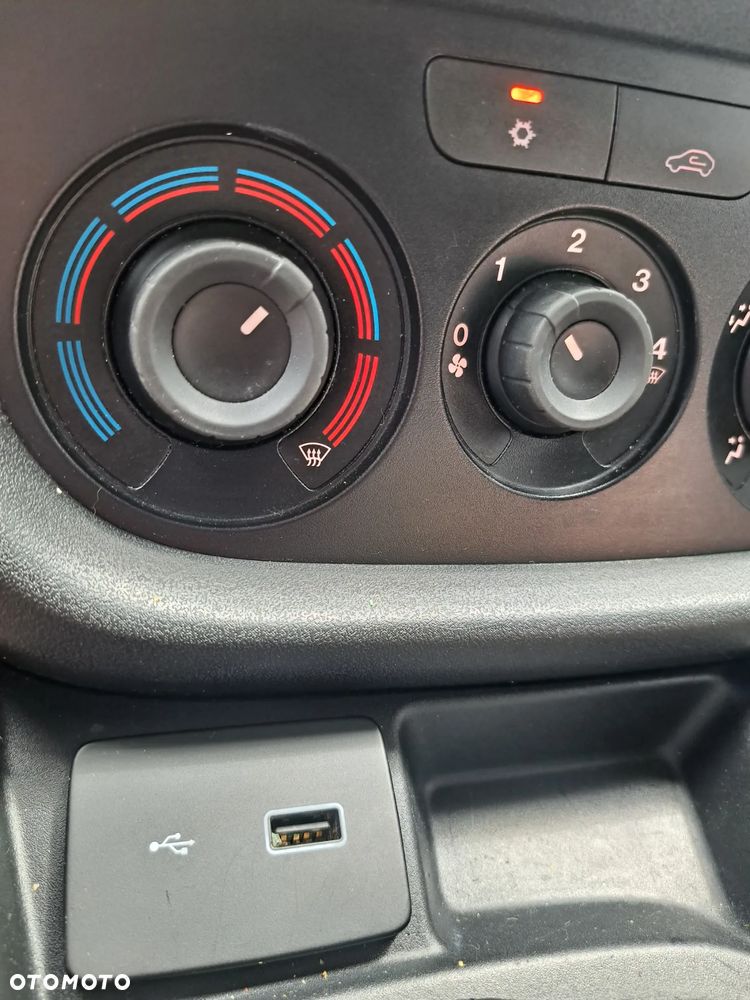 Fiat Doblo - 16