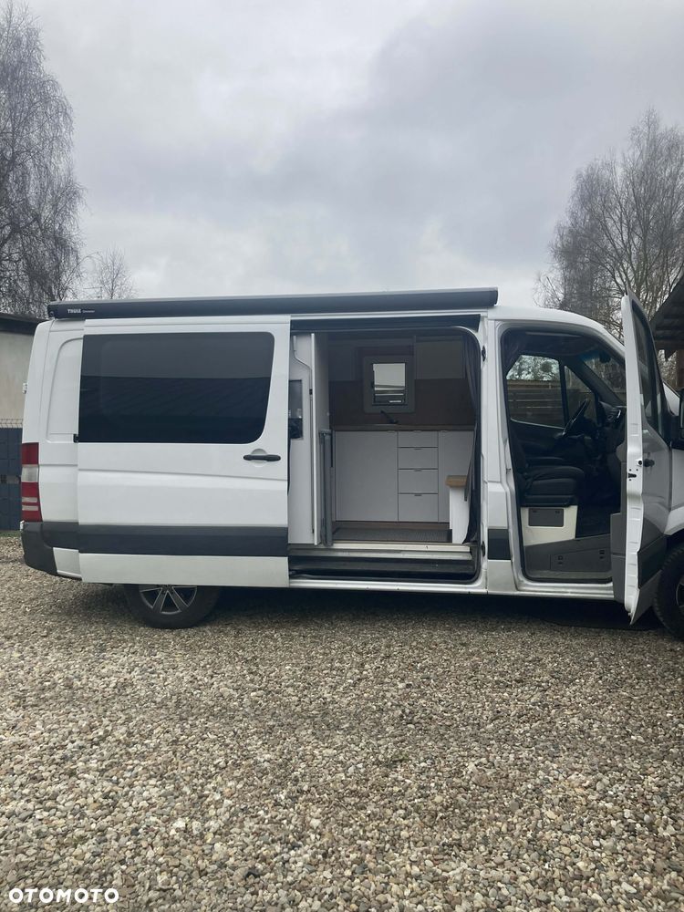 Mercedes-Benz Sprinter - 1