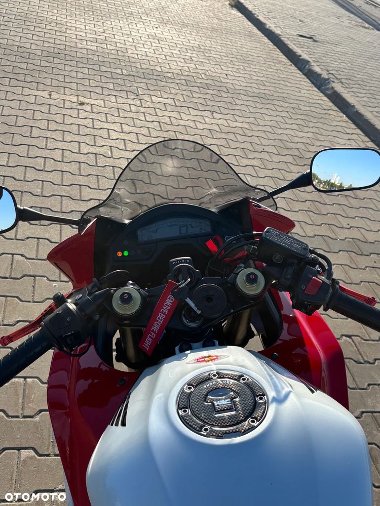 Honda CBR - 8