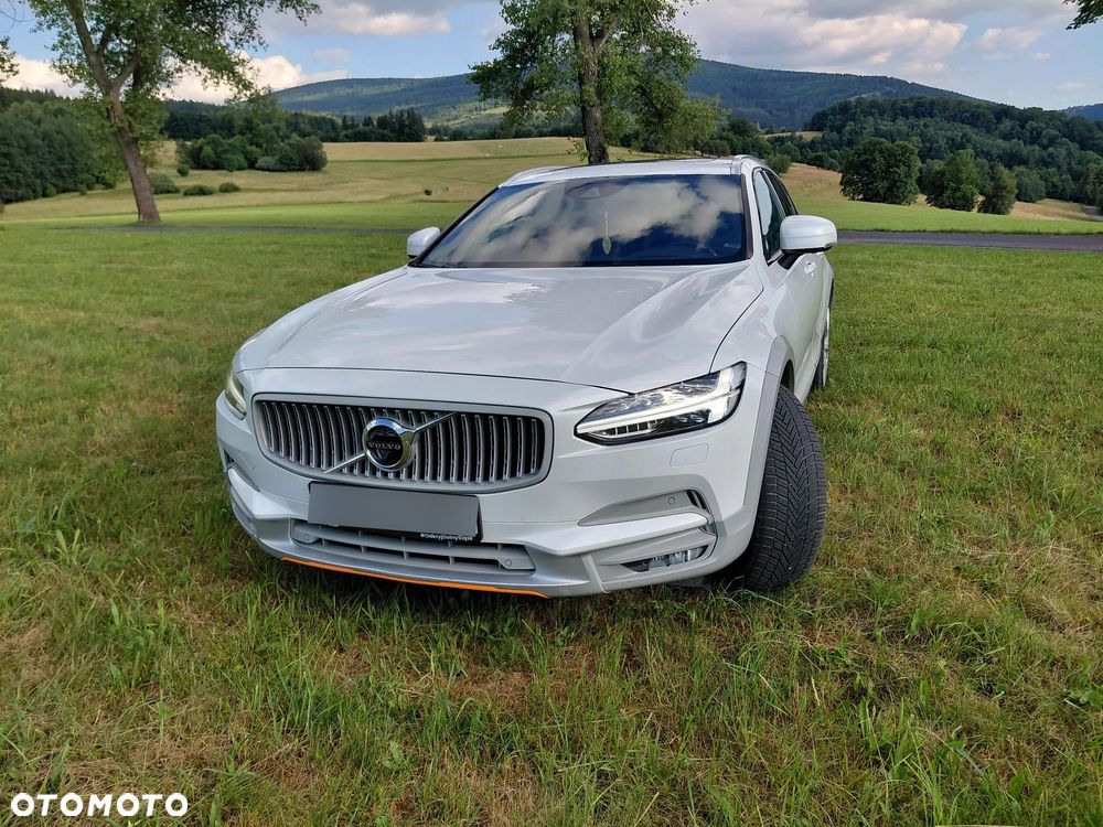 Volvo V90 Cross Country D5 AWD Ocean Race - 2