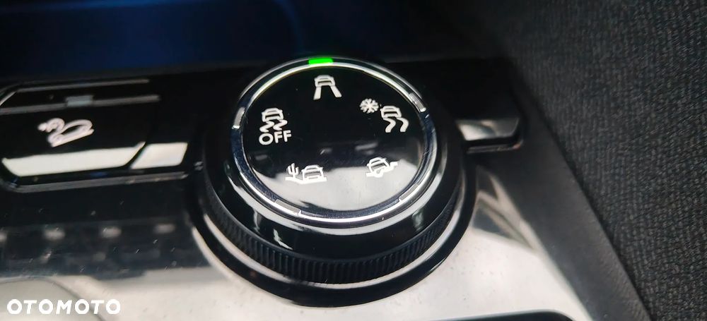 Peugeot 5008 BlueHDi 180 EAT8 GT - 36