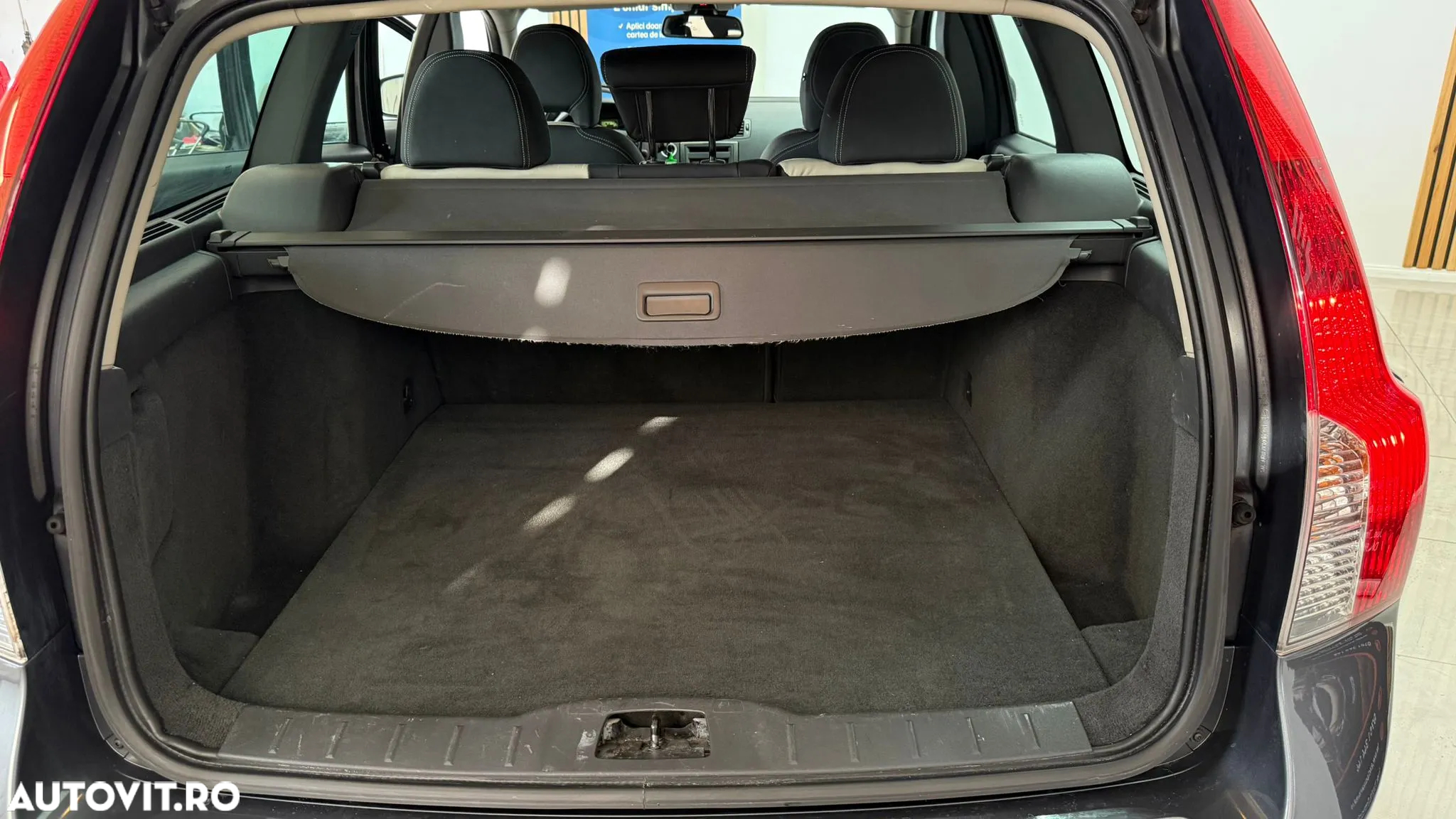 Volvo V50 D2 Rdesign - 17