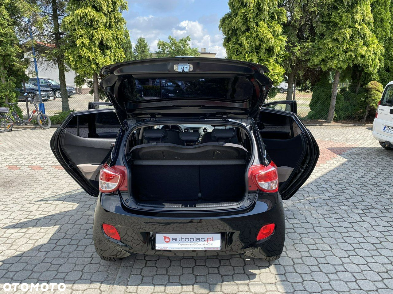 Hyundai i10 - 24