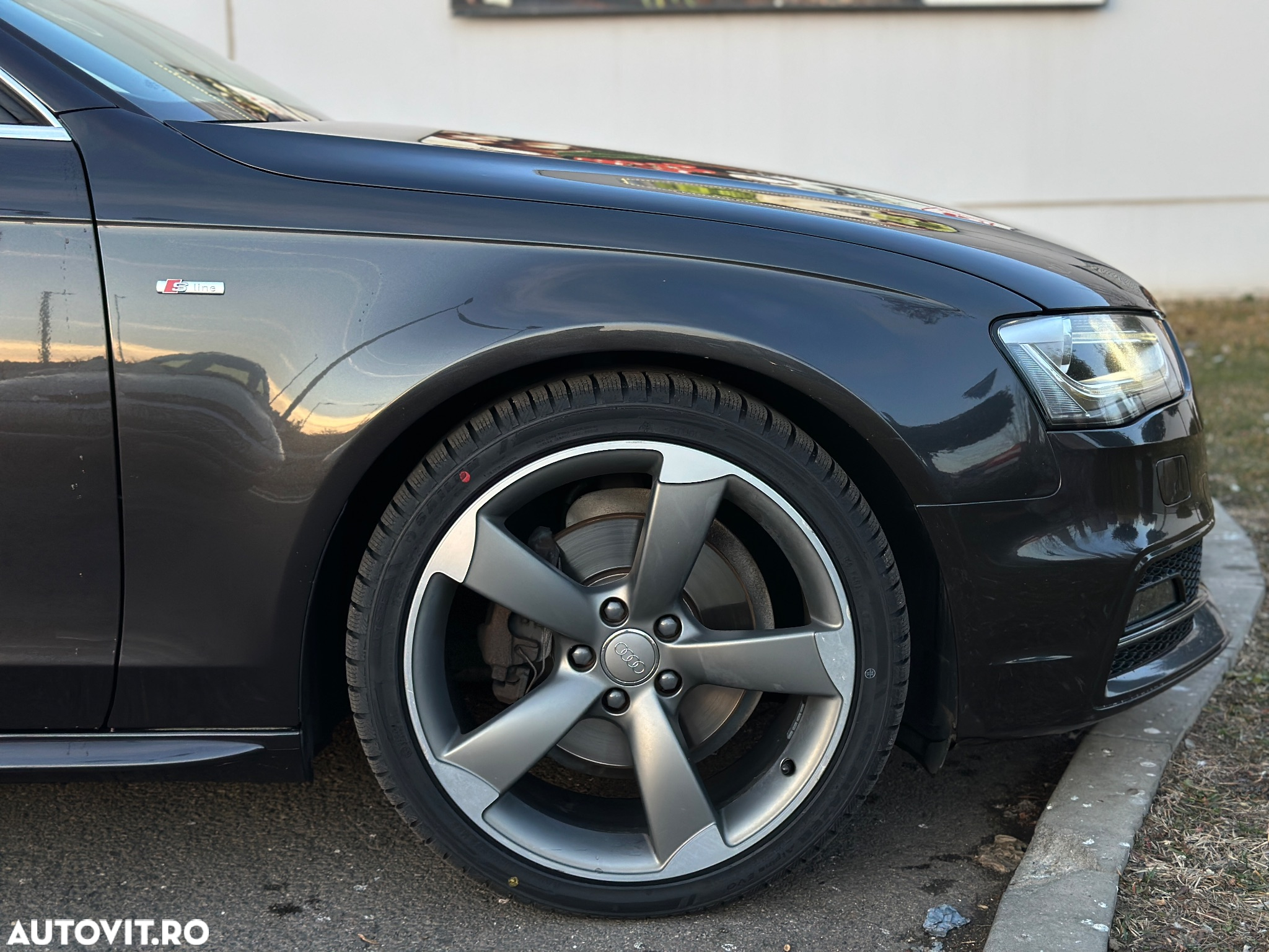 Audi A4 2.0 TDI DPF quattro S line Sportpaket - 17
