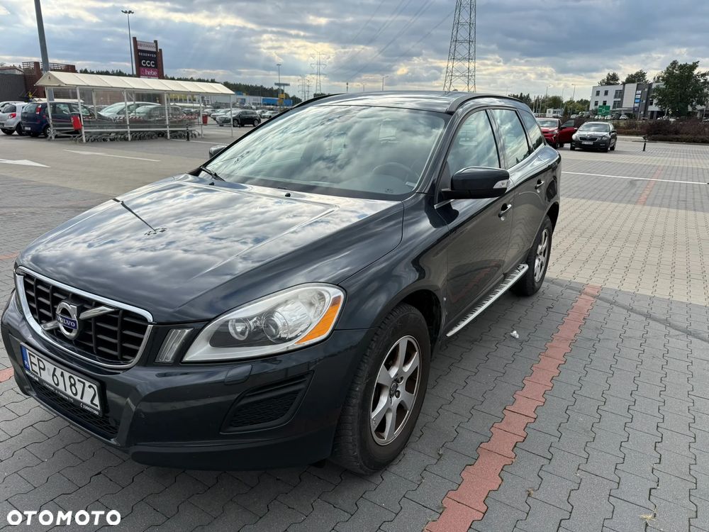 Volvo XC 60 D4 Momentum - 1