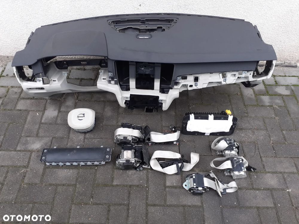 Volvo S90 Deska Konsola Pasy Poduszki