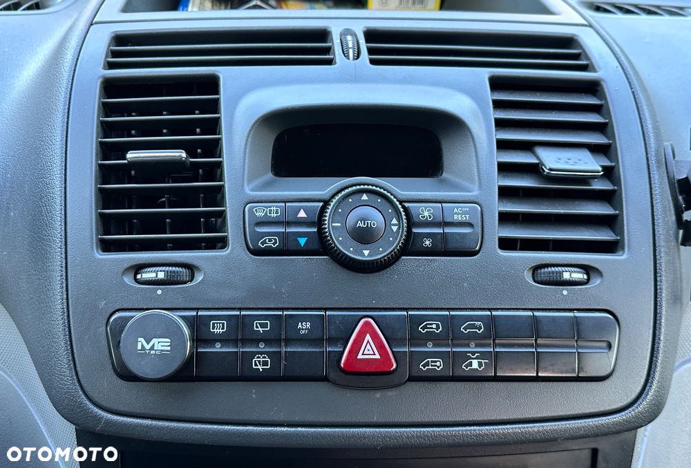 Mercedes-Benz Vito - 16