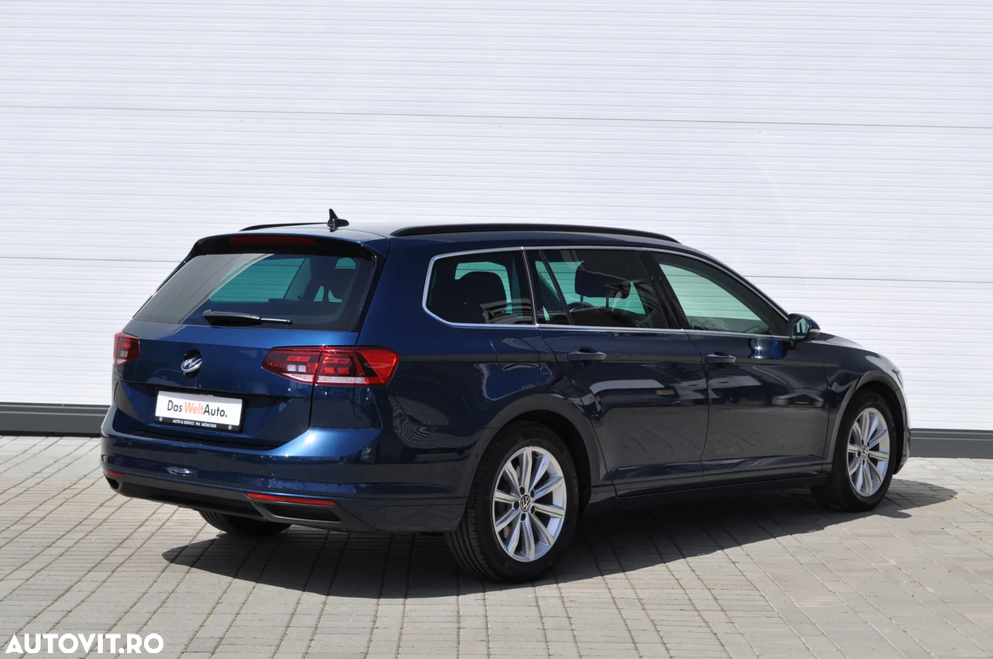Volkswagen Passat Variant 2.0 TDI SCR DSG 4Motion Business - 11