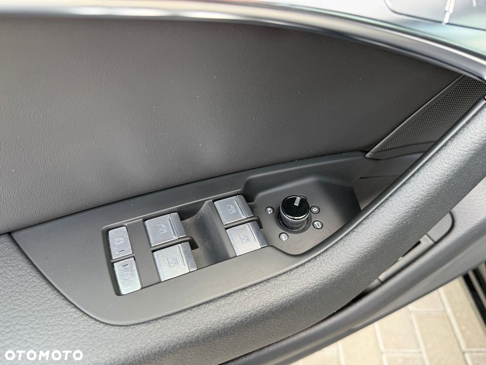 Audi A6 Avant - 19