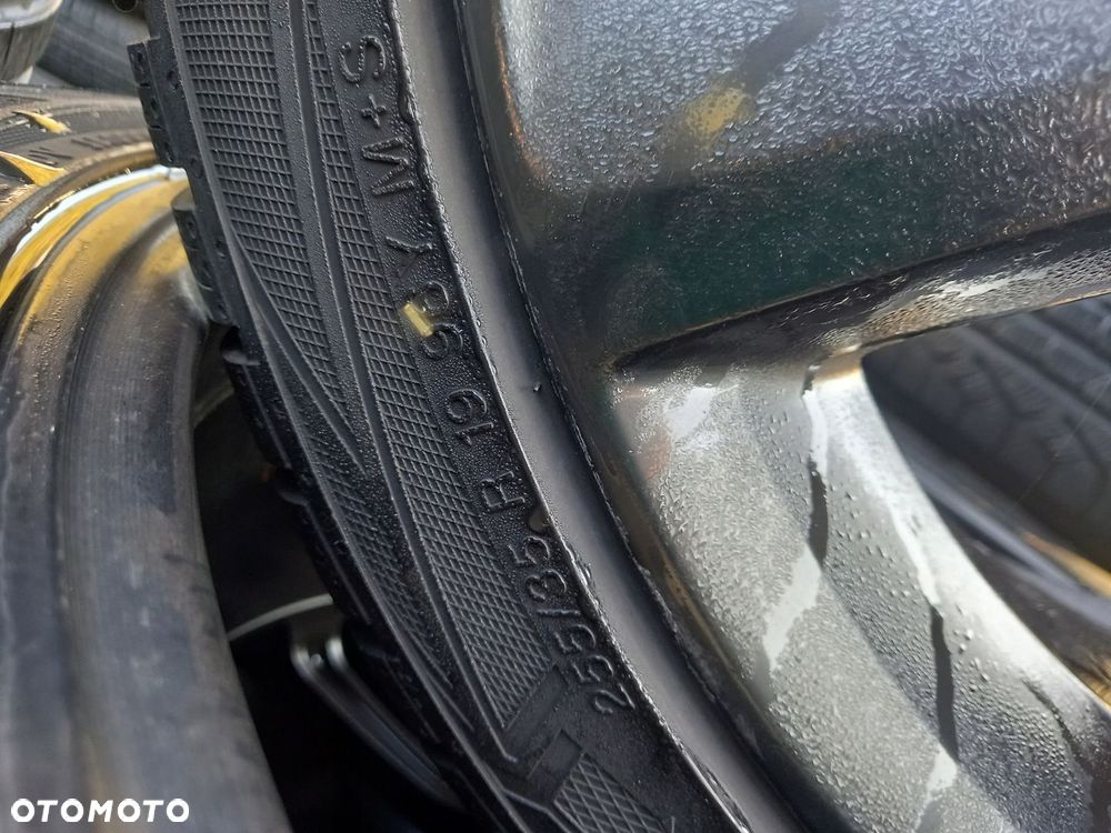 KOŁA 19 FELGI OPONY HYUNDAI KIA OE 52914-G9700 - 2