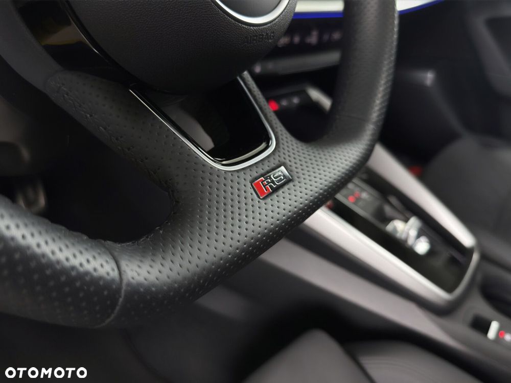 Audi RS3 Sportback - 28